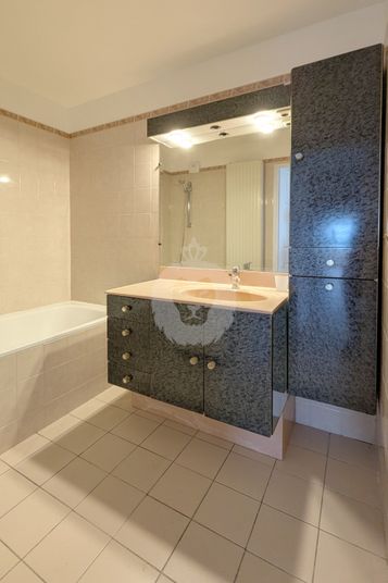 Appartement a louer maisons-alfort - 3 pièce(s) - 72 m2 - Surfyn