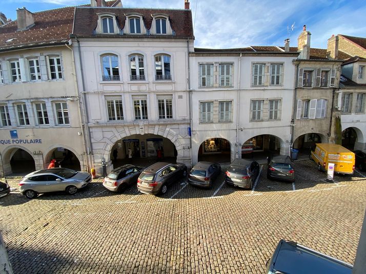 Appartement a louer lons-le-saunier - 2 pièce(s) - 89 m2 - Surfyn