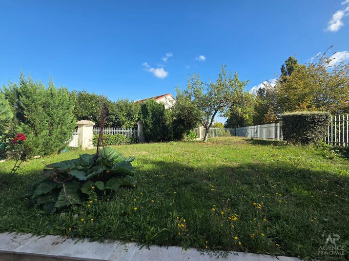 Maison a louer  - 6 pièce(s) - 165 m2 - Surfyn