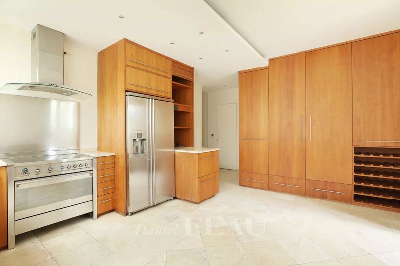 Maison a louer neuilly-sur-seine - 8 pièce(s) - 269 m2 - Surfyn