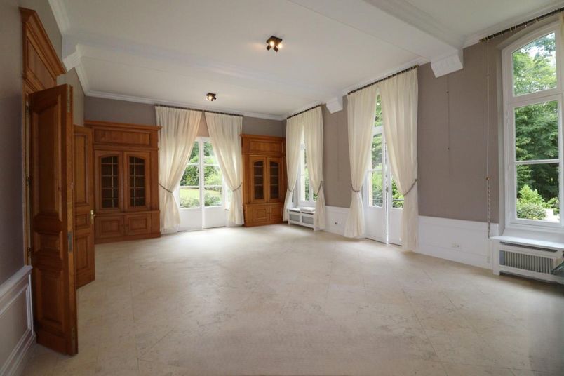 Maison a louer saint-germain-en-laye - 8 pièce(s) - 260 m2 - Surfyn