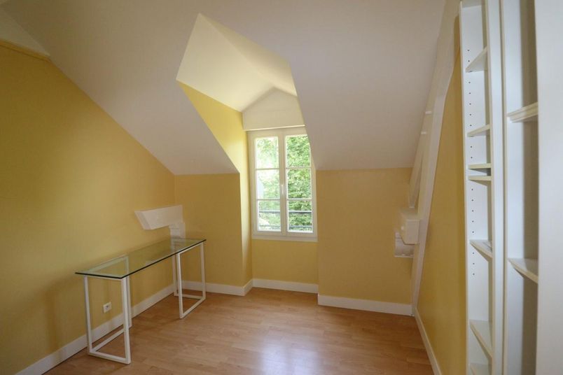 Maison a louer saint-germain-en-laye - 8 pièce(s) - 260 m2 - Surfyn