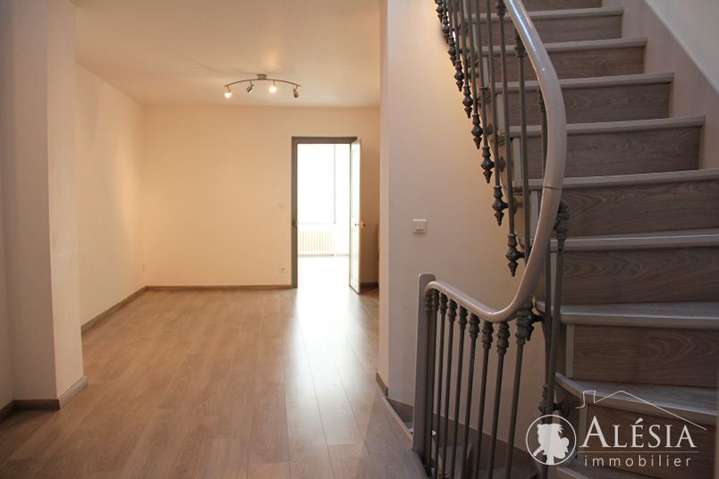 Appartement a louer chalons-en-champagne - 5 pièce(s) - 118 m2 - Surfyn