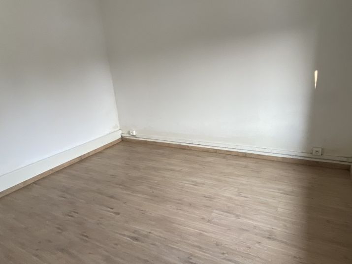 Maison a louer - 3 pièce(s) - 66.9 m2 - Surfyn