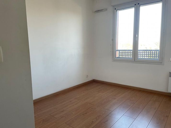Appartement a louer ris-orangis - 2 pièce(s) - 42 m2 - Surfyn