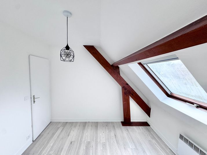 Maison a louer maisons-laffitte - 7 pièce(s) - 147 m2 - Surfyn