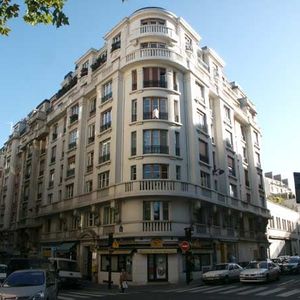 69 bis rue  Brancion  75015  Paris 