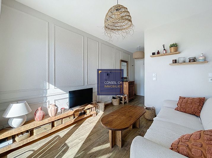 Appartement a louer tassin-la-demi-lune - 2 pièce(s) - 44 m2 - Surfyn