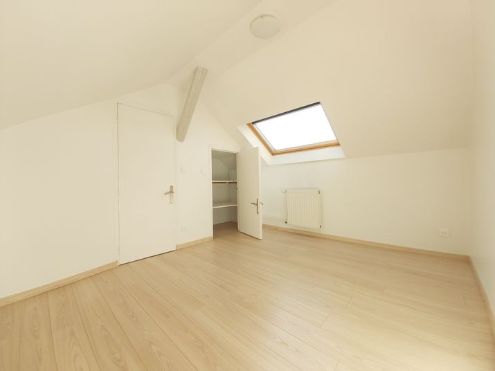 Appartement a louer reims - 5 pièce(s) - 75 m2 - Surfyn