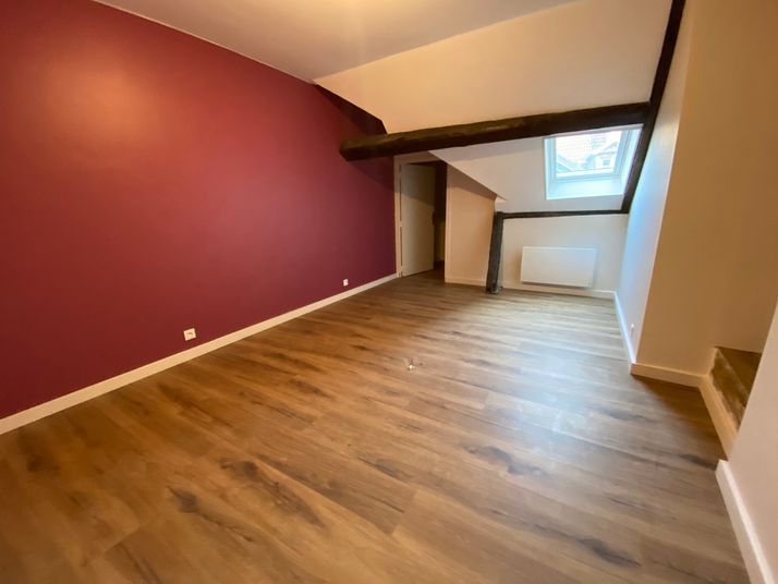 Appartement a louer lons-le-saunier - 2 pièce(s) - 57 m2 - Surfyn