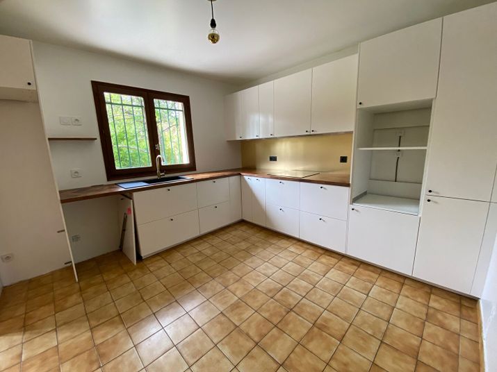 Maison a louer maisons-laffitte - 7 pièce(s) - 147 m2 - Surfyn