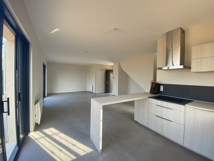 Maison a louer cagnes-sur-mer - 4 pièce(s) - 96 m2 - Surfyn