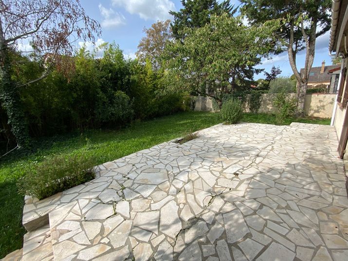 Maison a louer maisons-laffitte - 7 pièce(s) - 147 m2 - Surfyn