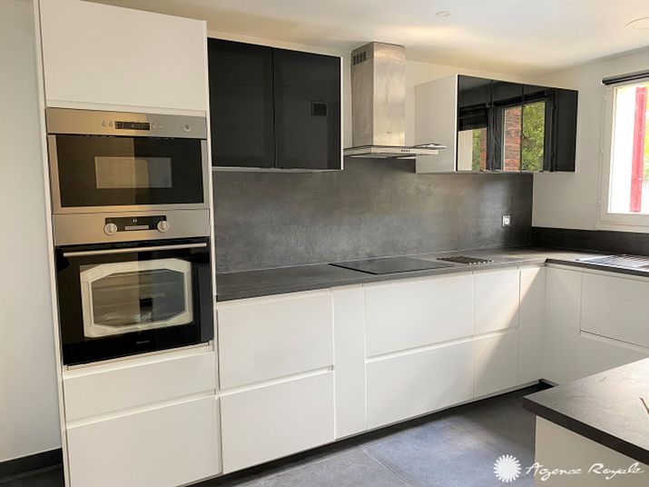 Maison a louer saint-germain-en-laye - 7 pièce(s) - 127 m2 - Surfyn