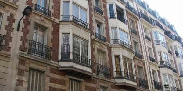 Rue Ernest Renan, 75015 Paris