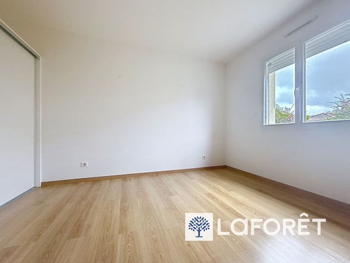 Maison a louer bourgoin-jallieu - 5 pièce(s) - 129 m2 - Surfyn