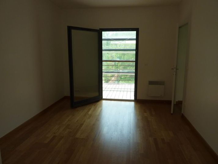 Maison a louer taverny - 6 pièce(s) - 199 m2 - Surfyn