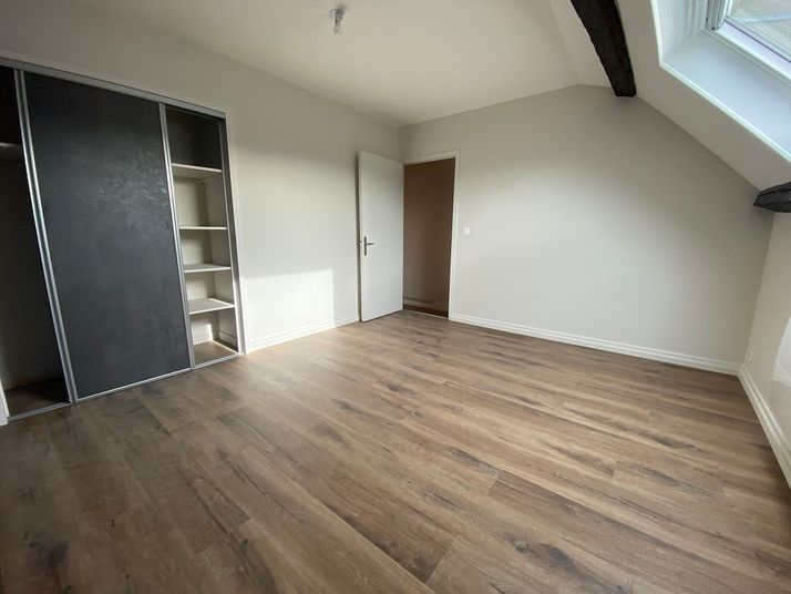 Appartement a louer  - 4 pièce(s) - 92 m2 - Surfyn