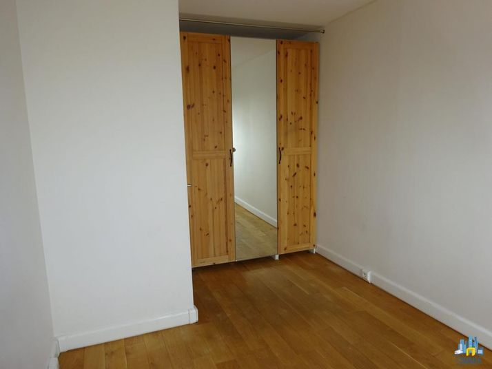 Appartement a louer courbevoie - 2 pièce(s) - 41 m2 - Surfyn