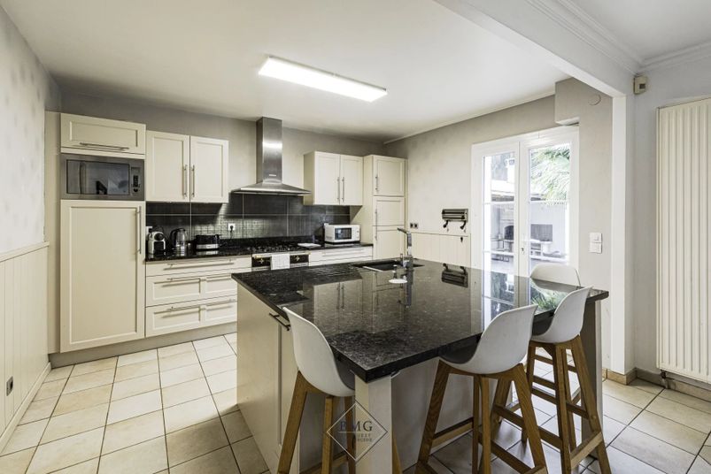 Maison a louer serris - 7 pièce(s) - 220 m2 - Surfyn