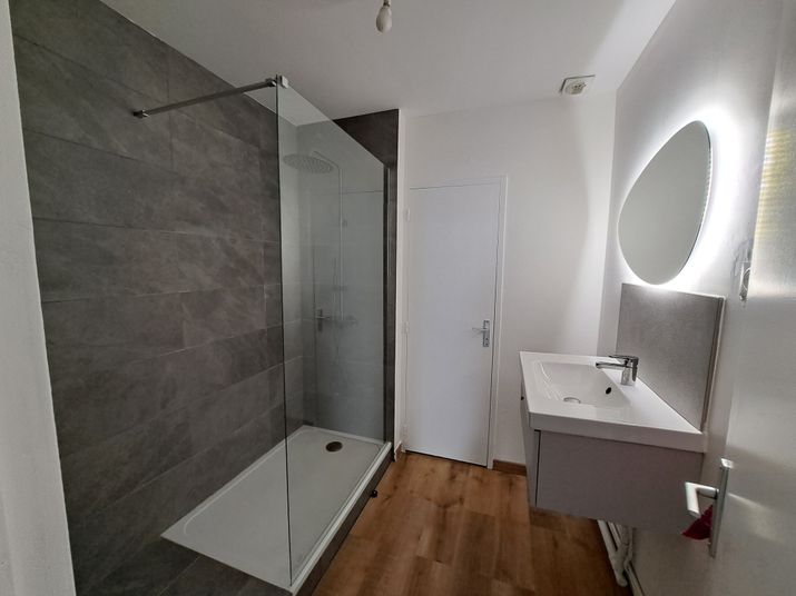 Appartement a louer reims - 2 pièce(s) - 55 m2 - Surfyn