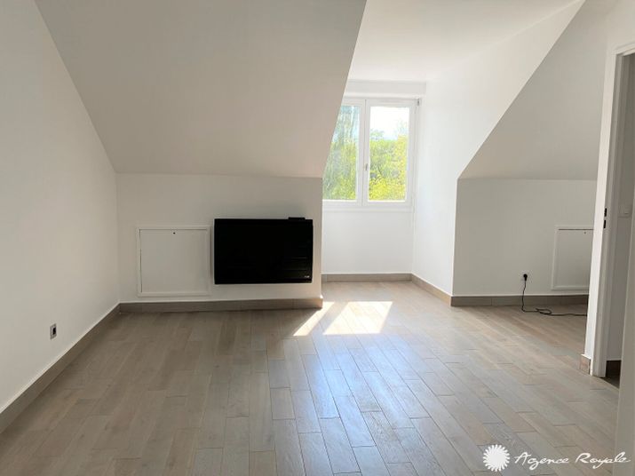 Maison a louer saint-germain-en-laye - 7 pièce(s) - 127 m2 - Surfyn