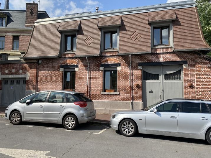 Maison a louer - 3 pièce(s) - 66.9 m2 - Surfyn