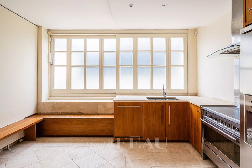 Maison a louer neuilly-sur-seine - 8 pièce(s) - 269 m2 - Surfyn