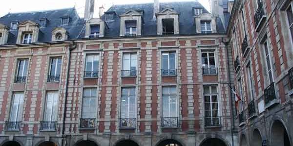 8 Place Des Vosges Paris