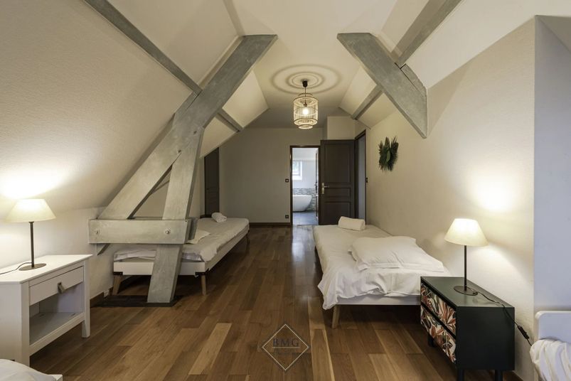 Maison a louer serris - 7 pièce(s) - 220 m2 - Surfyn