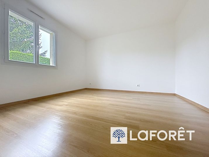 Maison a louer bourgoin-jallieu - 5 pièce(s) - 129 m2 - Surfyn