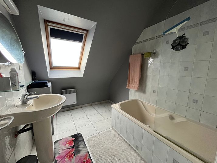 Maison a louer quimper - 4 pièce(s) - 95 m2 - Surfyn