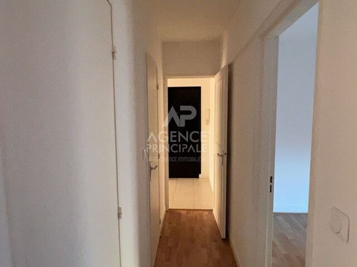 Appartement a louer versailles - 4 pièce(s) - 98 m2 - Surfyn