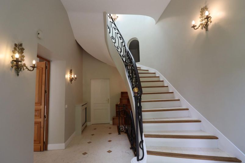 Maison a louer saint-germain-en-laye - 8 pièce(s) - 260 m2 - Surfyn