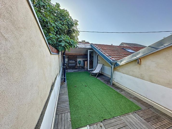 Maison a louer avignon - 4 pièce(s) - 108 m2 - Surfyn