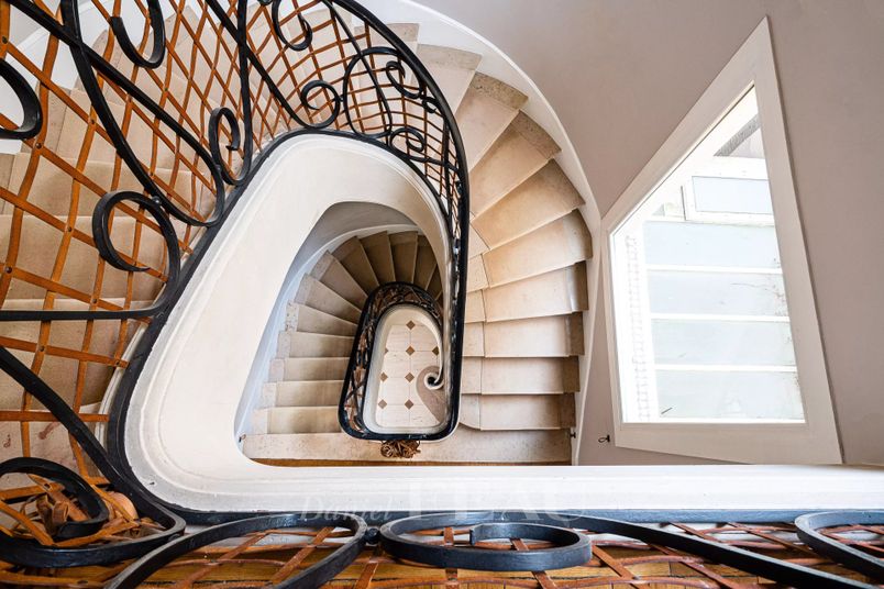 Maison a louer neuilly-sur-seine - 8 pièce(s) - 269 m2 - Surfyn