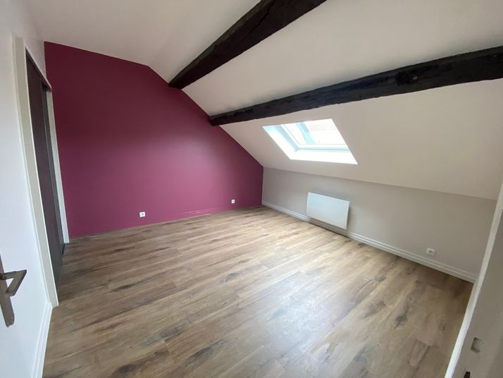 Appartement a louer  - 4 pièce(s) - 92 m2 - Surfyn