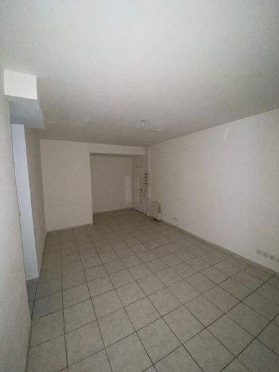 Appartement a louer auxerre - 3 pièce(s) - 64 m2 - Surfyn