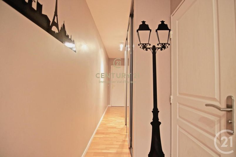 Appartement a louer  - 4 pièce(s) - 87 m2 - Surfyn