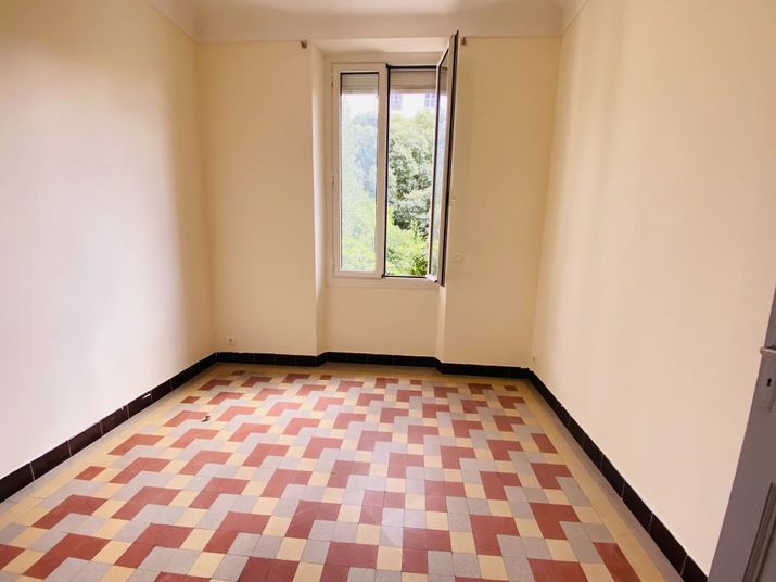 Maison a louer toulon - 4 pièce(s) - 92 m2 - Surfyn