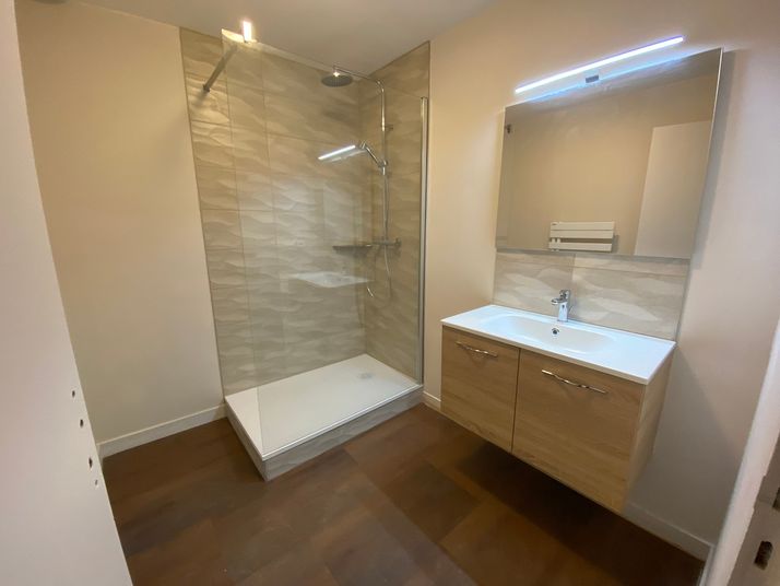 Appartement a louer lons-le-saunier - 2 pièce(s) - 57 m2 - Surfyn