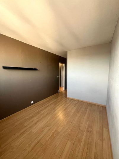 Appartement 3 pièce(s) 63 m²à louer Rosny-sous-bois