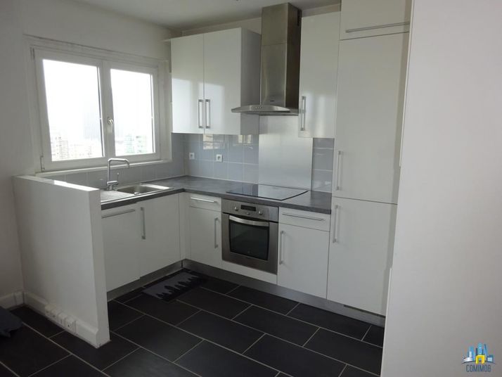 Appartement a louer courbevoie - 2 pièce(s) - 41 m2 - Surfyn