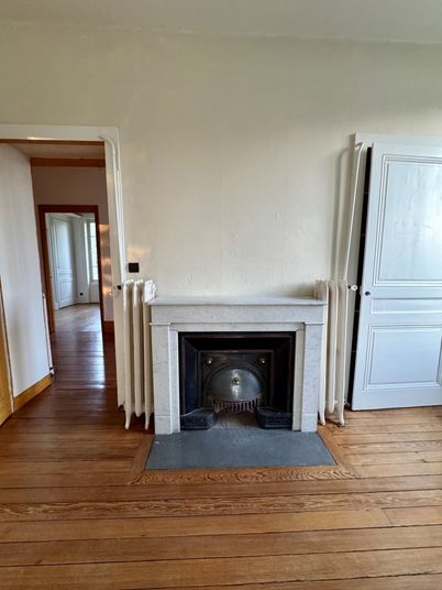 Maison a louer tassin-la-demi-lune - 9 pièce(s) - 181 m2 - Surfyn