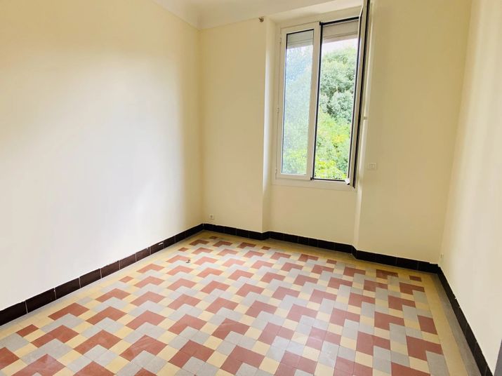 Maison a louer toulon - 4 pièce(s) - 92 m2 - Surfyn