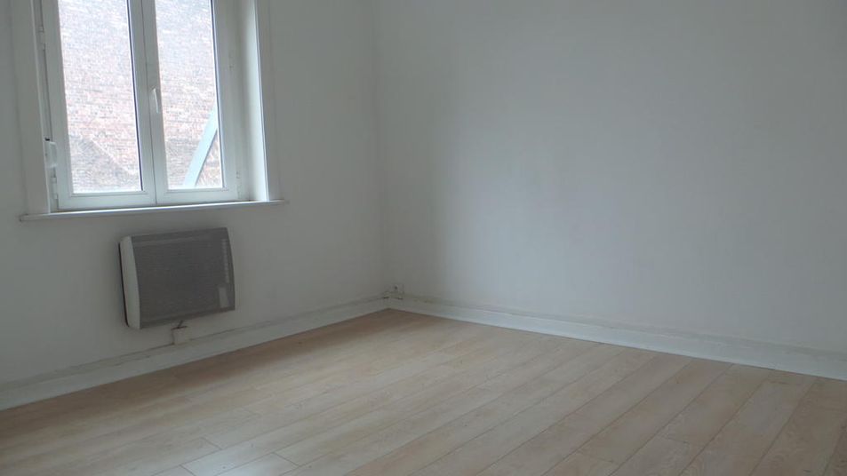 Maison a louer  - 5 pièce(s) - 99 m2 - Surfyn