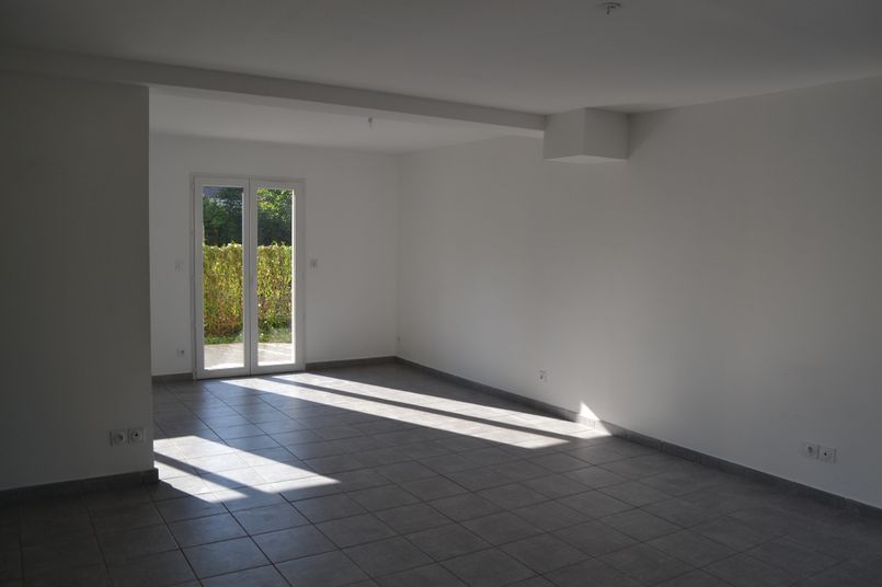 Maison a louer bourgoin-jallieu - 5 pièce(s) - 105 m2 - Surfyn