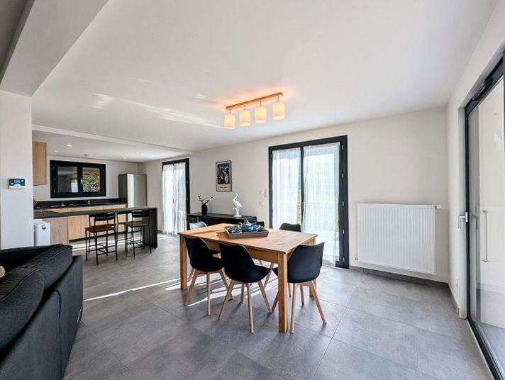 Maison a louer aix-les-bains - 5 pièce(s) - 140 m2 - Surfyn