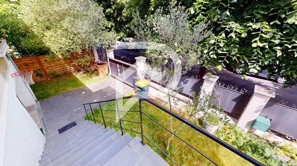 Maison a louer villemomble - 7 pièce(s) - 188 m2 - Surfyn