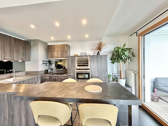 Appartement a louer tassin-la-demi-lune - 2 pièce(s) - 51 m2 - Surfyn